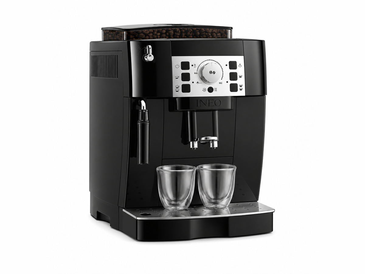 INEO Comptoir, machine à café à grains noire avec broyeur intégré et buse vapeur, vue de trois quarts sur fond blanc