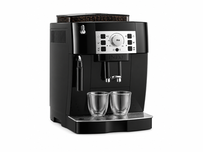 INEO Comptoir, machine à café à grains noire avec broyeur intégré et buse vapeur, vue de trois quarts sur fond blanc